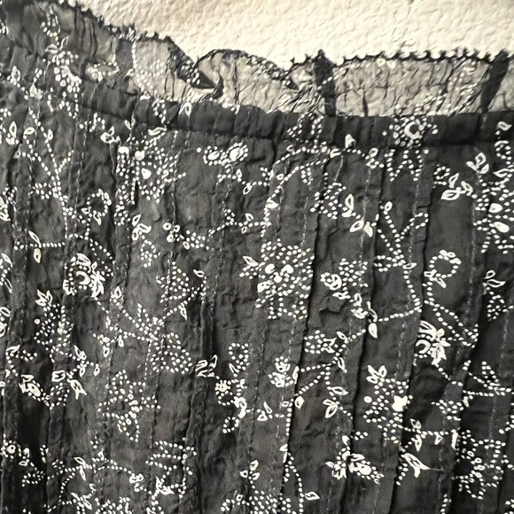 NWT Madewell Ruffle-Neck Button-Front Mini Dress in
Dotted Vines - Size M - Picture 11 of 11